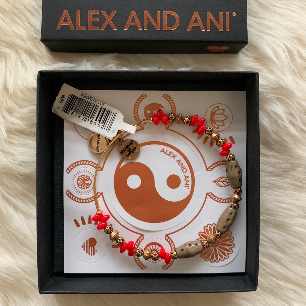NWT Alex and Ani Nectar Terra Beaded Bracelet
